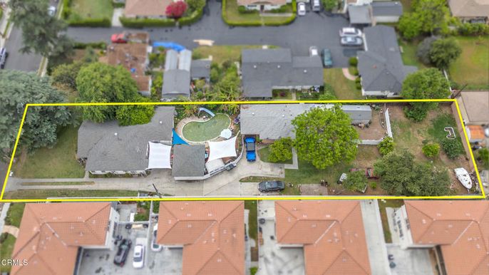 Exterior, Drone