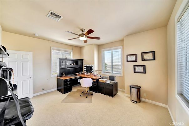 Home Office, Interior