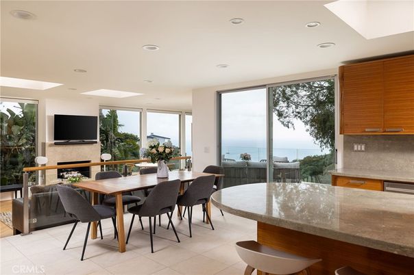 Dining room, Interior, Kitchen, Recessed Lighting, Water