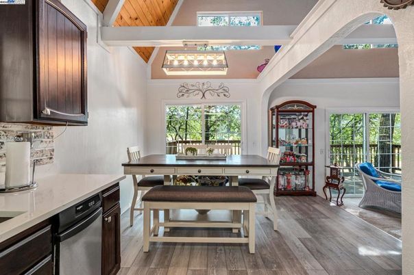 Dining room, Interior, Kitchen, Pendant Lights, Wooden Beams, Wooden Ceilings, Wood Texture Flooring