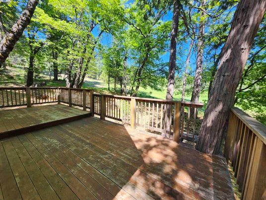 Exterior, Wood Texture Flooring