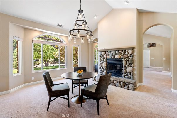 Chandelier, Dining room, Fireplace, Interior, Pendant Lights, Recessed Lighting