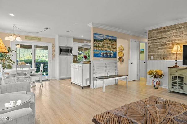 Dining room, Interior, Kitchen, Pendant Lights, Recessed Lighting, Stone Walls, Wood Texture Flooring