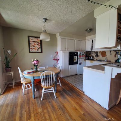 Dining room, Interior, Kitchen, Pendant Lights, Wood Texture Flooring