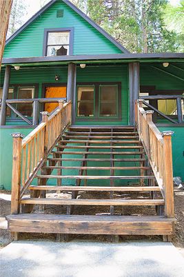 Exterior, Facade, A Frame