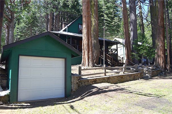 Detached Garage, Exterior