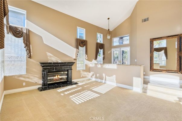 Fireplace, Interior, Pendant Lights