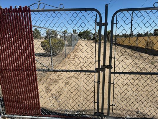 Exterior, Tennis Courts