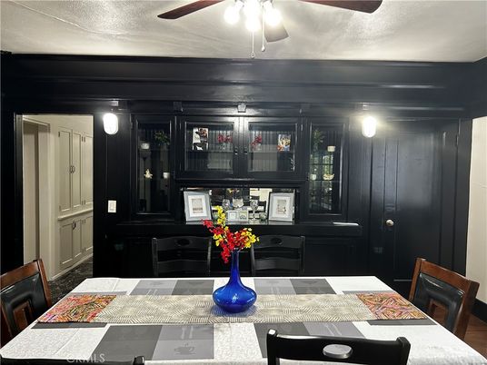 Dining room, Interior