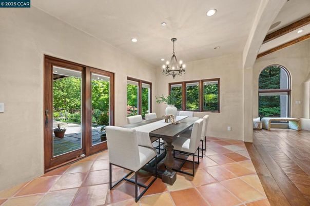 Chandelier, Dining room, Interior, Recessed Lighting