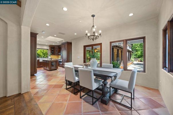 Chandelier, Dining room, Interior, Kitchen, Recessed Lighting