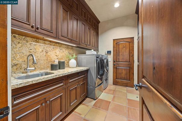 Interior, Recessed Lighting, Washer