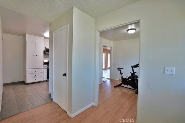Fitness Equipment, Interior, Kitchen, Wood Texture Flooring