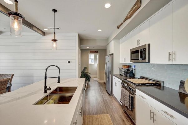 Interior, Kitchen, Pendant Lights, Recessed Lighting, Wood Texture Flooring