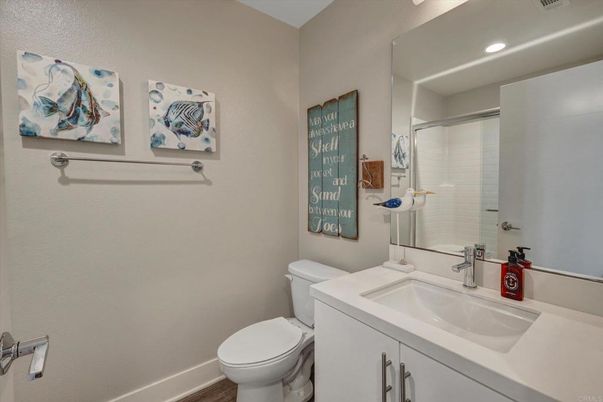 Bathroom, Interior, Recessed Lighting