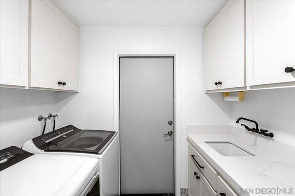 Interior, Washer
