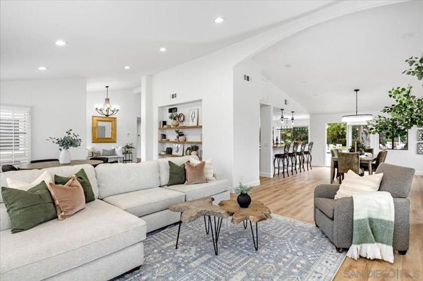 Chandelier, Dining room, Interior, Living room, Pendant Lights, Recessed Lighting, Wood Texture Flooring