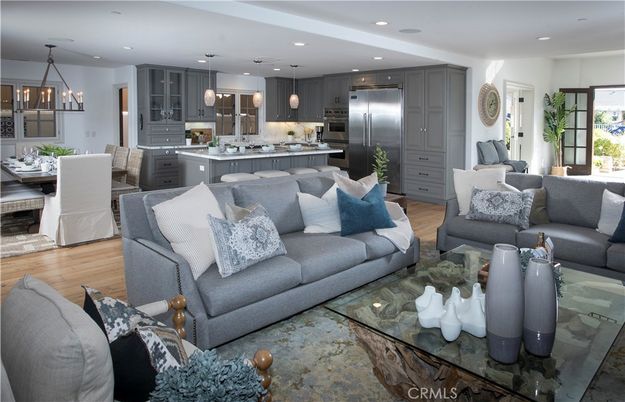 Dining room, Interior, Kitchen, Living room, Pendant Lights, Recessed Lighting, Stainless Steel Appliances, Wood Texture Flooring