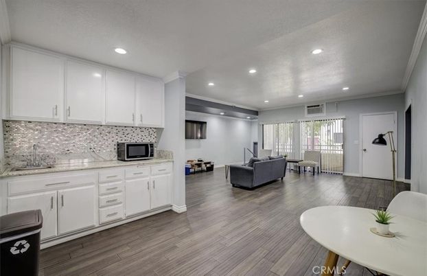 Dining room, Interior, Living room, Recessed Lighting, Wood Texture Flooring