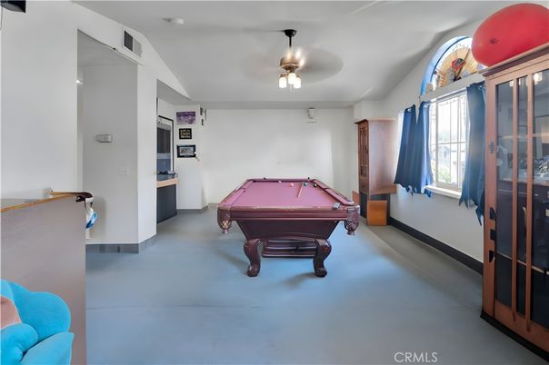 Billiard Table, Game Room, Interior