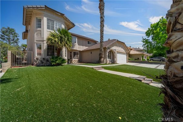 Backyard, Detached Garage, Exterior