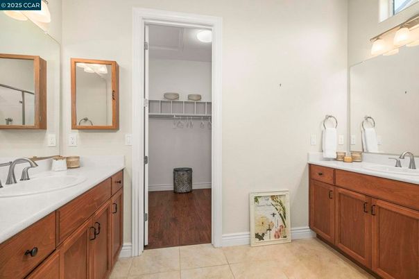 Bathroom, Dual Sink Vanities, Interior, Wood Texture Flooring