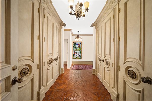 Chandelier, Interior, Wood Texture Flooring