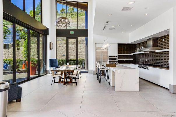 Dining room, Interior, Kitchen, Pendant Lights, Recessed Lighting, Stainless Steel Appliances