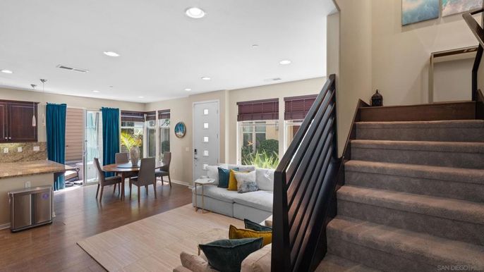 Dining room, Interior, Kitchen, Recessed Lighting, Wood Texture Flooring
