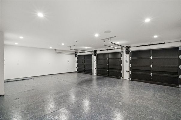 Garage, Interior, Recessed Lighting
