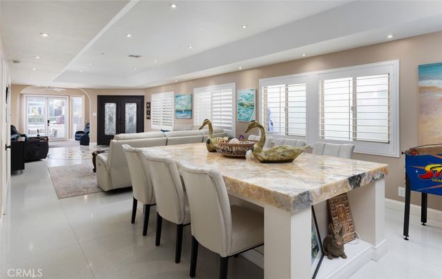 Dining room, Interior, Living room, Recessed Lighting