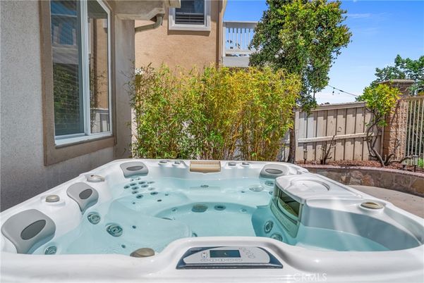 Exterior, Hot Tub