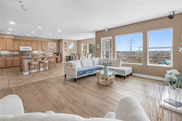 Dining room, Interior, Kitchen, Living room, Recessed Lighting, Wood Texture Flooring