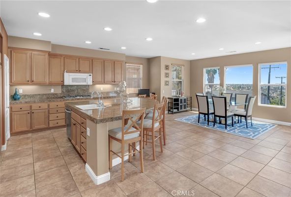 Dining room, Interior, Kitchen, Recessed Lighting