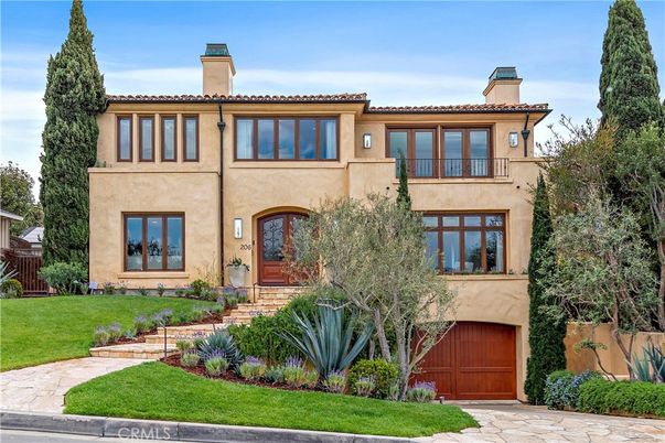 Attached, Backyard, Exterior, Facade, Mediterranean