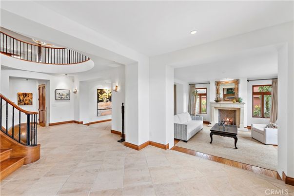Fireplace, Interior, Living room, Piano, Recessed Lighting