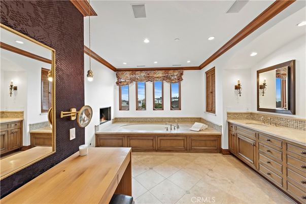 Bathroom, Dual Sink Vanities, Interior, Pendant Lights, Recessed Lighting