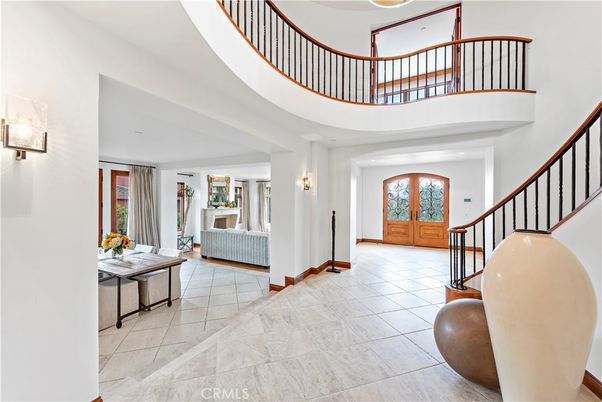 Fireplace, Interior, Recessed Lighting