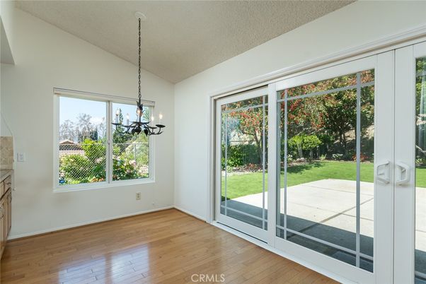 Chandelier, Empty room, Interior, Wood Texture Flooring