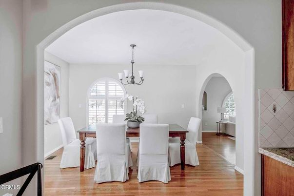 Chandelier, Dining room, Interior, Wood Texture Flooring