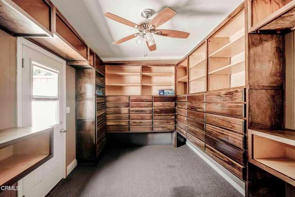 Interior, Walk-in Closets