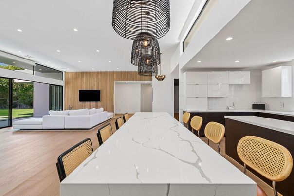 Dining room, Interior, Kitchen, Pendant Lights, Recessed Lighting, Wood Texture Flooring