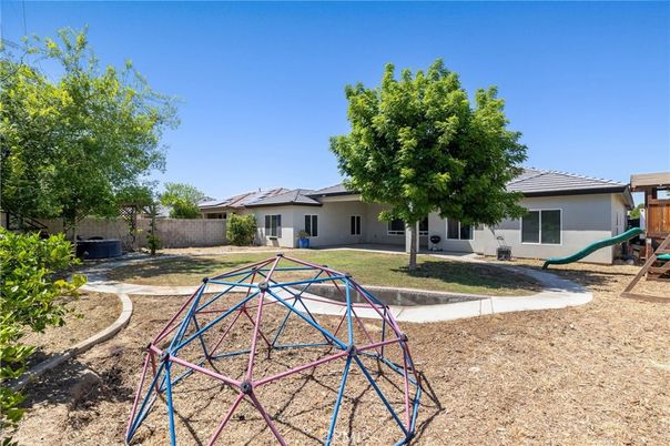 Backyard, Exterior, Playground