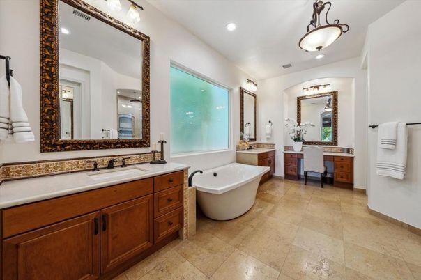 Bathroom, Dual Sink Vanities, Free Standing Baths, Interior, Recessed Lighting
