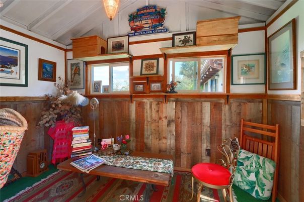 Interior, Wooden Walls