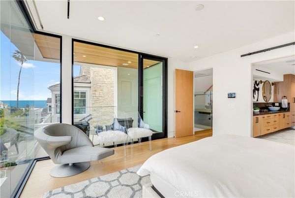 Bedroom, Interior, Recessed Lighting, Water, Wood Texture Flooring