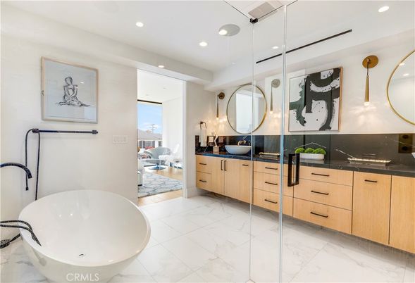 Bathroom, Dual Sink Vanities, Free Standing Baths, Interior, Marble, Recessed Lighting