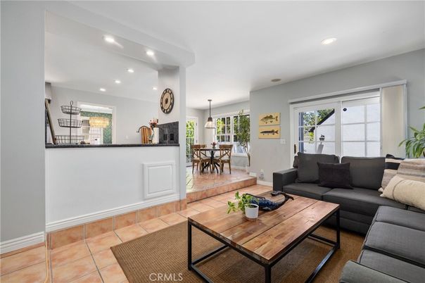 Dining room, Interior, Living room, Pendant Lights, Recessed Lighting