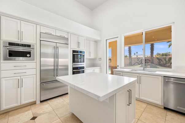 Interior, Kitchen, Stainless Steel Appliances