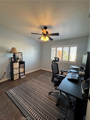 Home Office, Interior